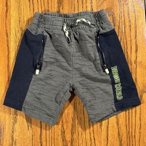 Jurassic World Shorts (Boy’s 4T / NP4) Black & Green w/ Drawstrings & Zippers